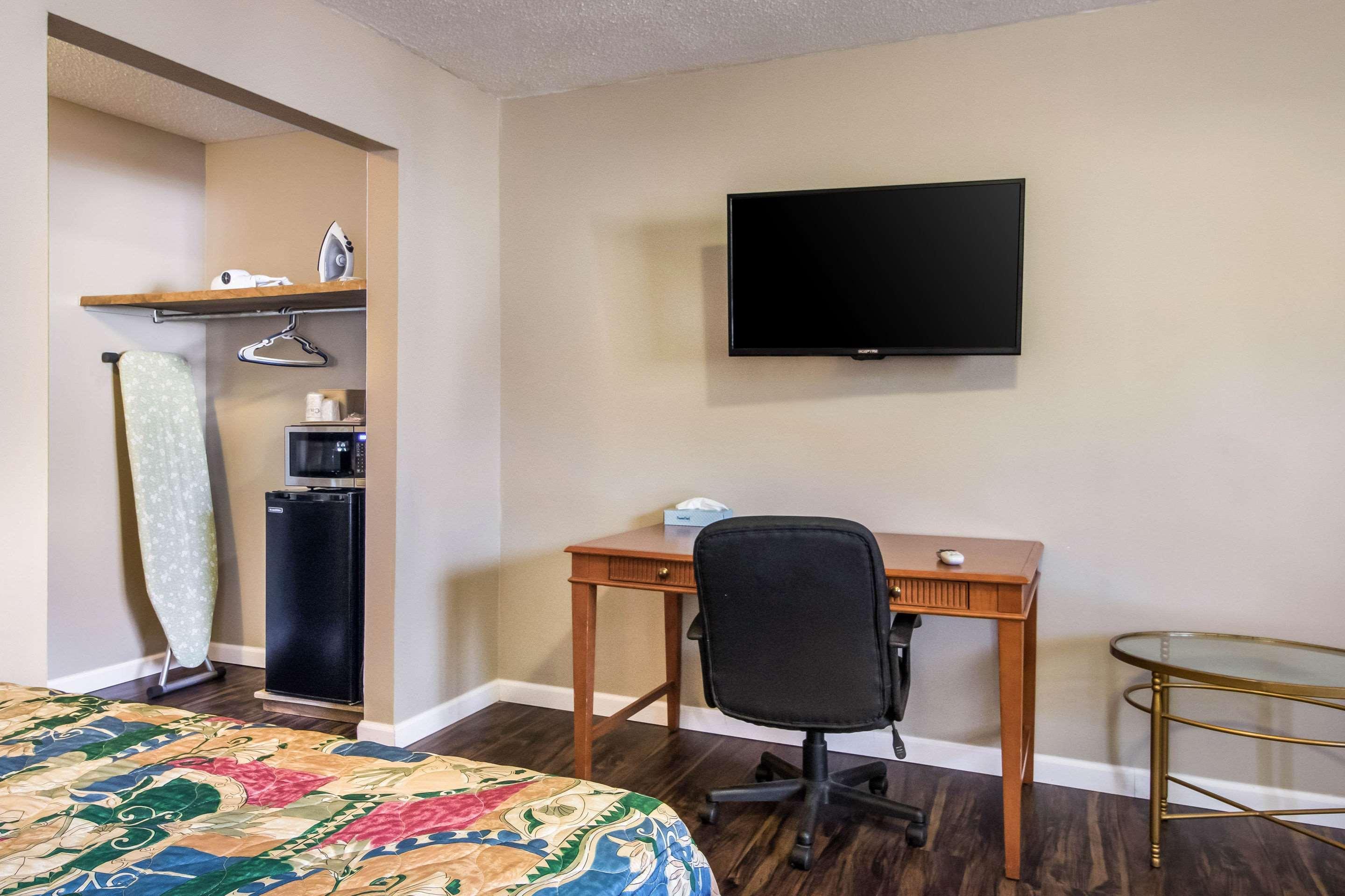 Rodeway Inn & Suites Walhalla Extérieur photo